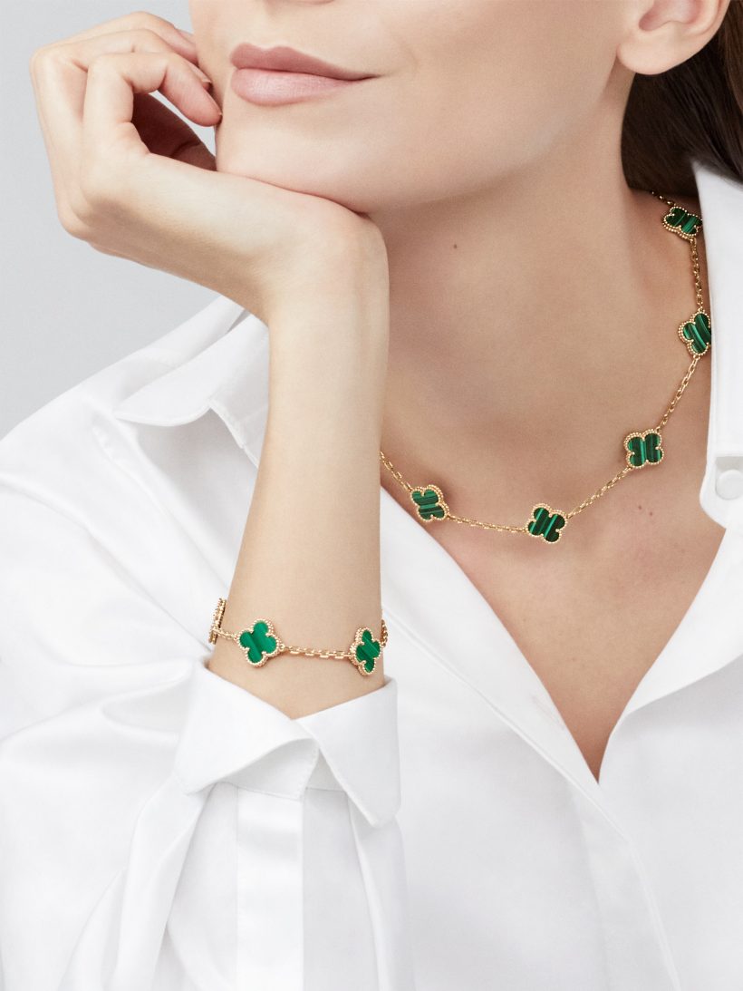 CLOVER-CHAIN 10 MOTIFS - GREEN