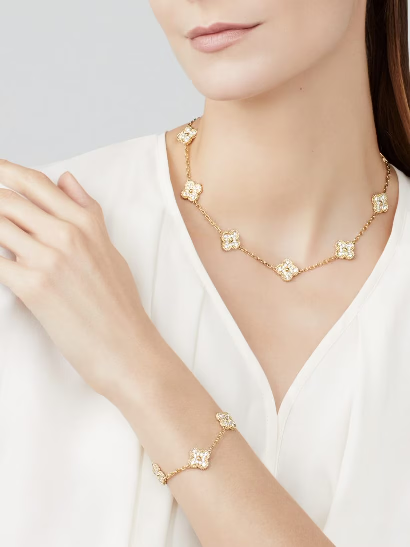 CLOVER-CHAIN 10 MOTIFS - GOLD