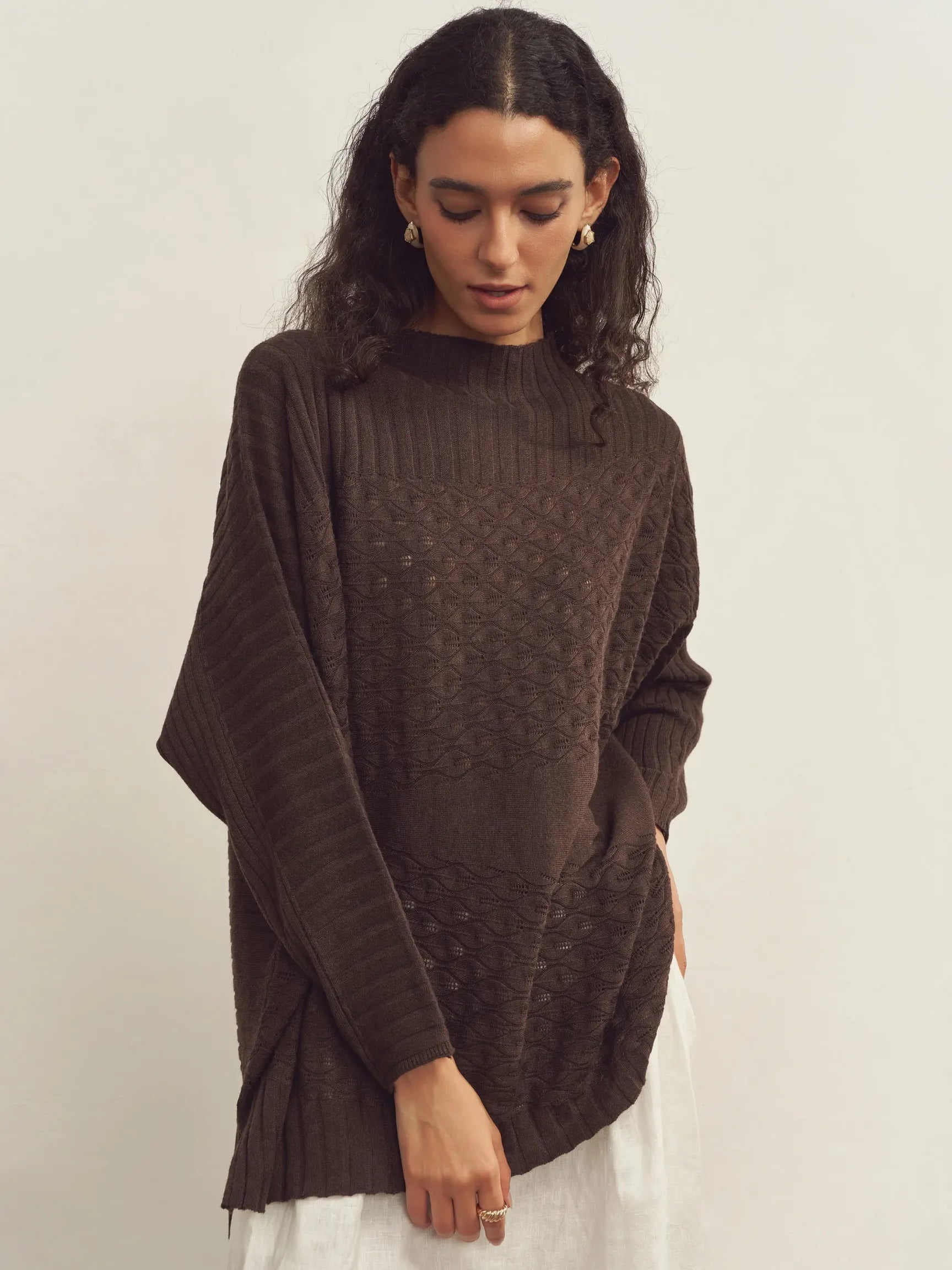 CASHMERE TURTLENECK KNITTED SWEATER WITH BATWING SLEEVES