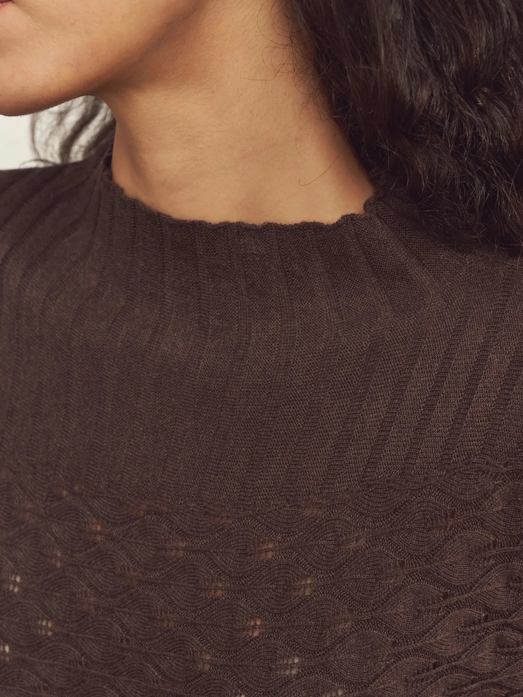 CASHMERE TURTLENECK KNITTED SWEATER WITH BATWING SLEEVES