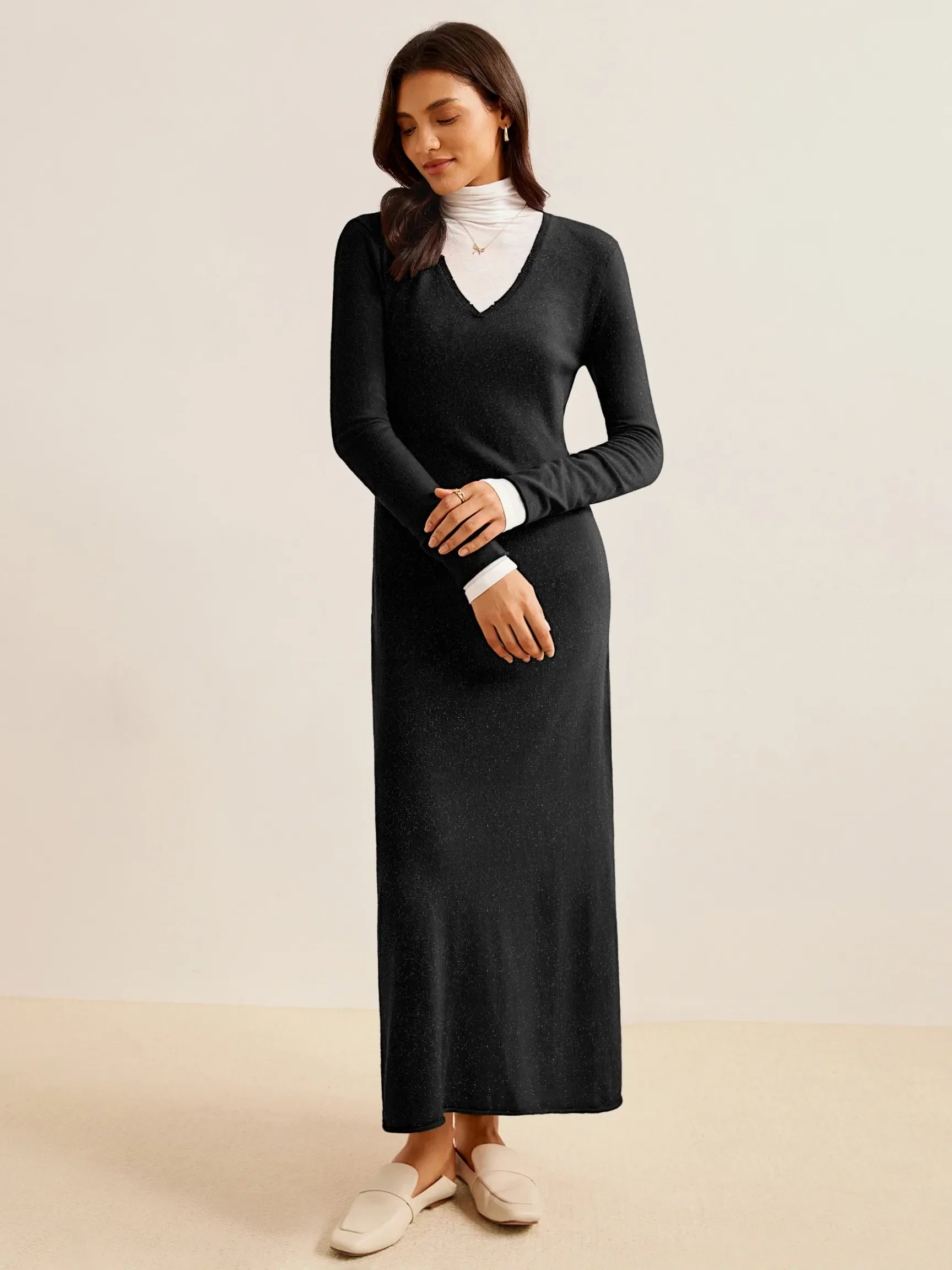 100% CASHMERE RIBBED FITTED V-NECK DRESS